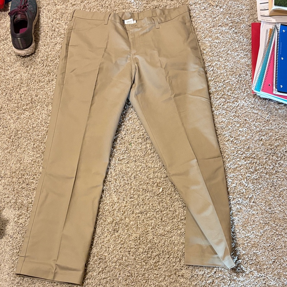 NWT Women's Classic Tan Straight Leg Pants